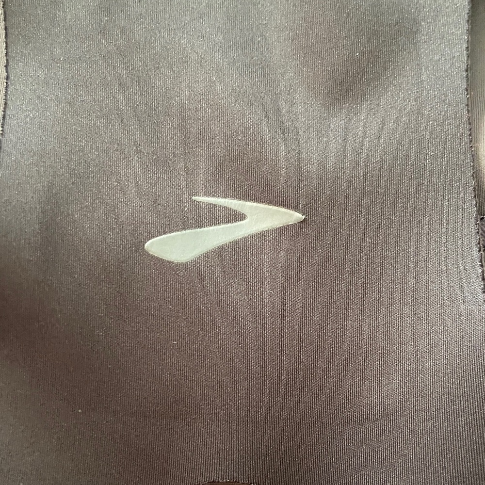 Brooks Running Black Women's Sports Bra - Picture 3 of 4
